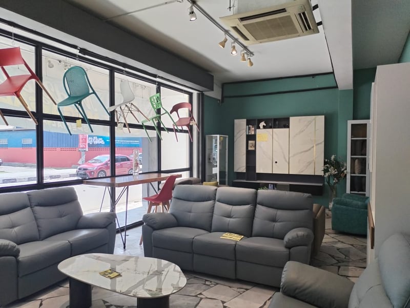 GROUND FLOOR